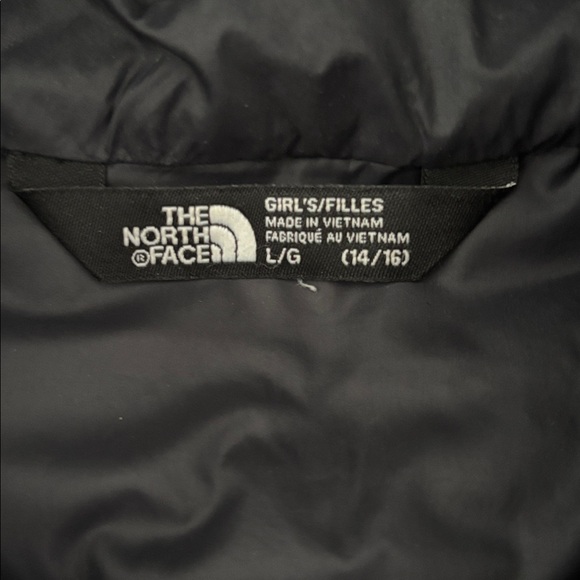 The North Face Kids Black Puffer Jacket Size 14-16 - Picture 2 of 6
